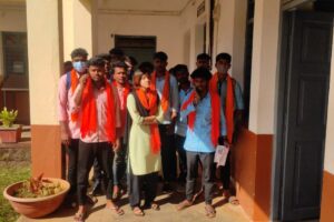 Karnataka College News: Students sport saffron scarves protesting hijab inside classroom