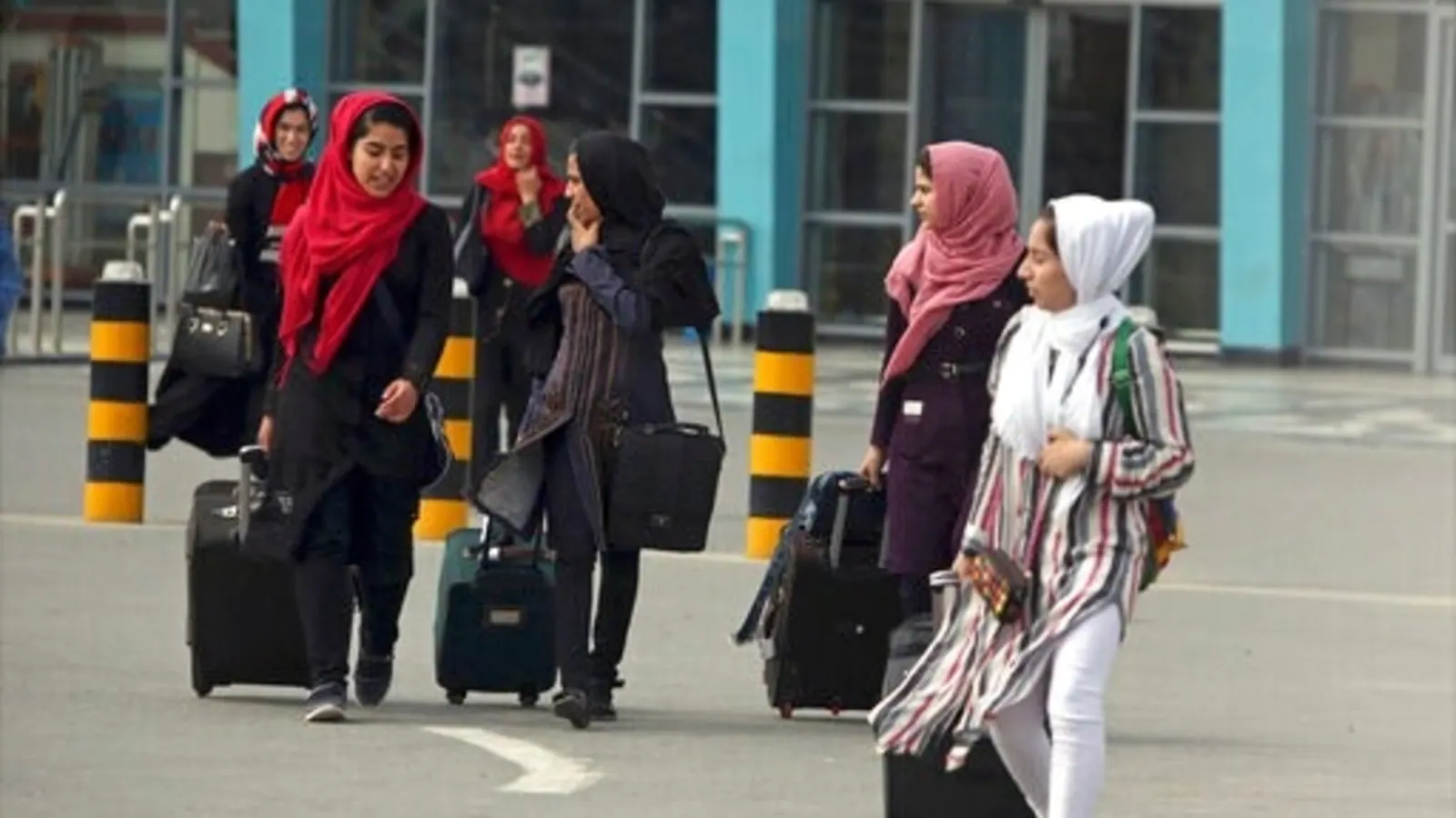 Afghanistan women can board flights alone for the last time today: Taliban