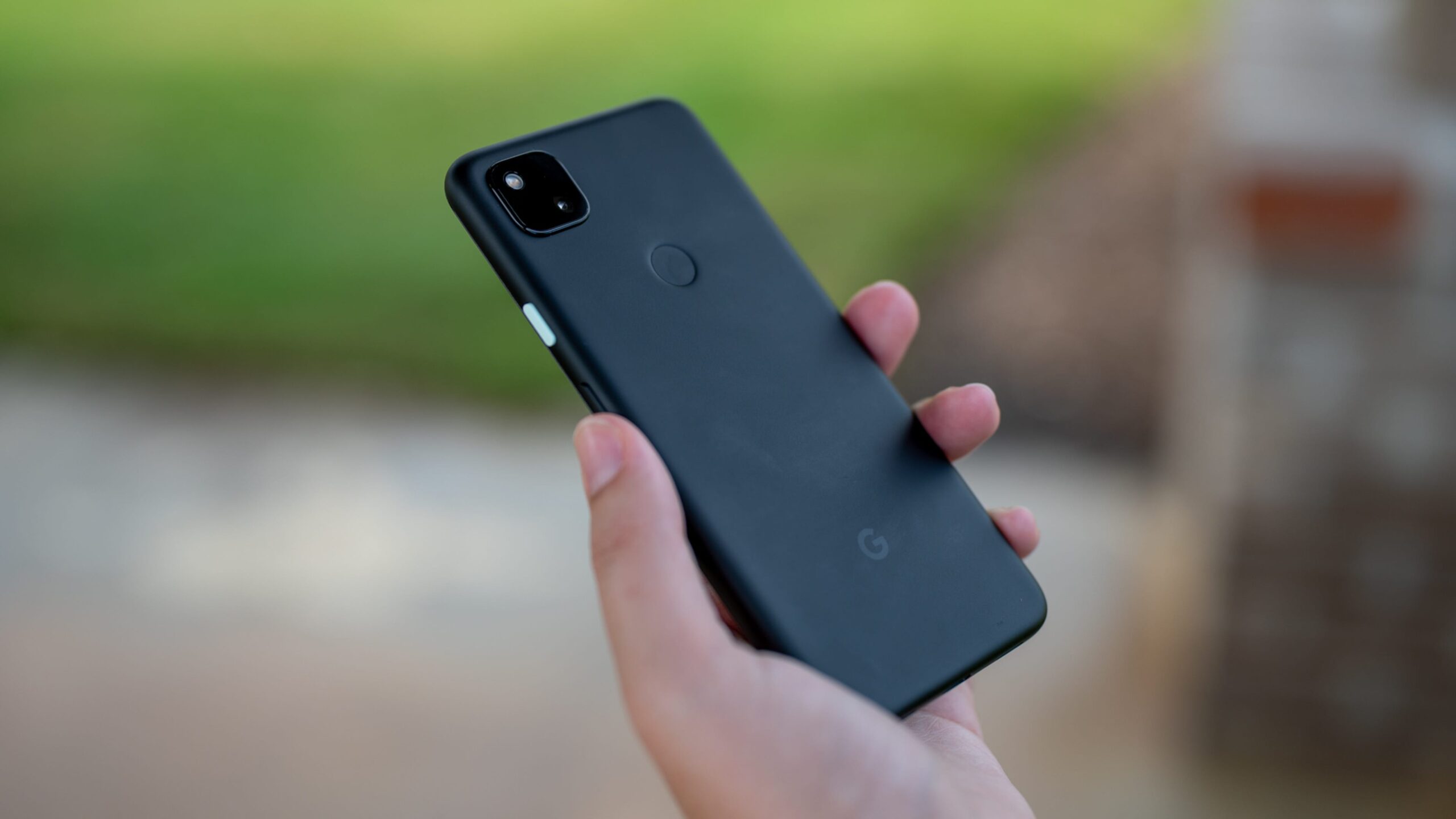 Android 14 Beta 3 breaks the fingerprint sensor entirely on some Pixel phones